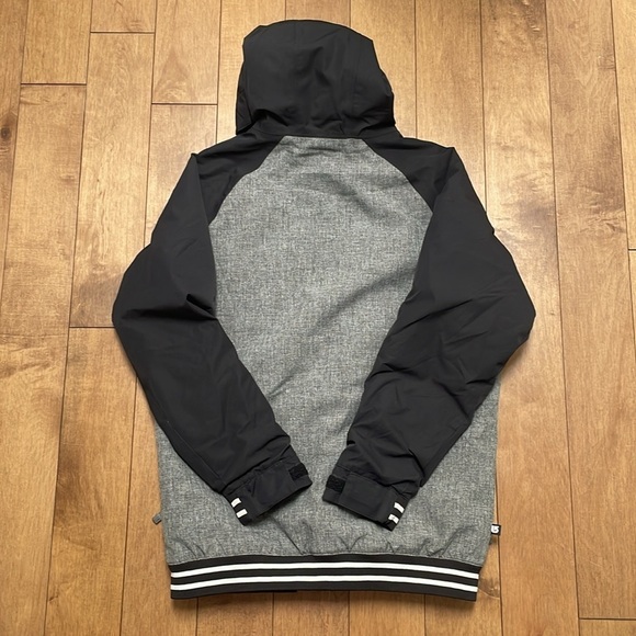 Burton Big Boy's Game Day Jacket Youth XL 18 years gray black ski snowboard - Picture 9 of 15
